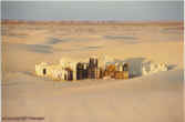 Desert_StarWars.jpg (93256 bytes)